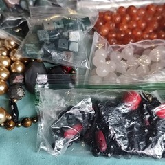 4 Pound Vtg To Mod Mostly Stone Coral Some Glass Beads Jewelry Crafting Lot