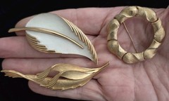 Vintage Silver & Gold Tone Brooch Lot Of 5 All Signed CROWN TRIFARI Leaves Swag