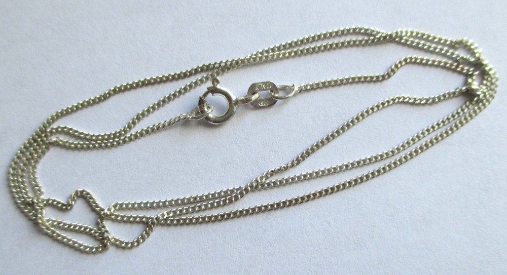18in VINTAGE STERLING SILVER ITALY 925 FINE CURB LINK CHAIN 1mm 1.3g