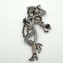 Glamorous Dancer Rhinestone Crown Faux Pearls Pink Enamel Brooch Pin