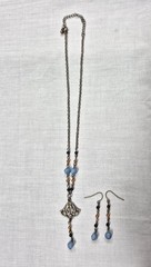 Vintage 1980s Beads/Stones Pendant Necklace & Pierced Earrings