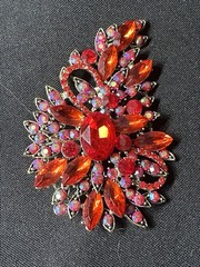 Lot/13 Vintage 50s 60s 70s 80s Some Rhinestone Mixed Material Brooch Pin VIDEO