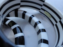 LOT OF 3 VTG ESTATE BLACK & WHITE STRIPED LUCITE HEXAGON ROUND BANGLE BRACELETS