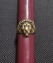 *Beautiful* Men’s Lion Head Ring 10k Solid Gold with 3 Diamonds (size 10. )