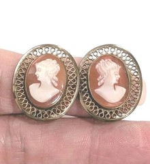 Vintage Winard 1/20 12k Gold Filled Cameo 23mm Clip On Earrings