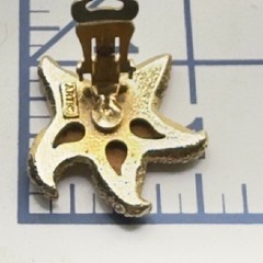 Vintage ART Auther Pepper Starfish Clip-On Earrings Gold Tone Cork Textured