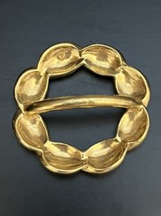 Vintage Gold Tone Circle Braided Wreath Scarf Ring