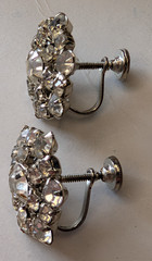 Vintage CLEAR RHINESTONE SCREW ON/BACK EARRINGS-Unmarked-1940s-1950s