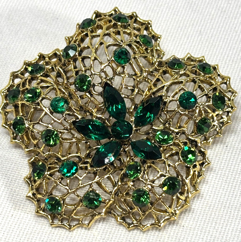 Vintage gold-tone Filigree Brooch Pin Green Rhinestones – 2.25″ diameter