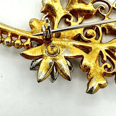 FLORAL SPRAY vintage brooch – 1940s pot metal enamel & rhinestone pin – colorful