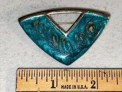 Vintage 1970s 1980s Triangle Brooch Pin Green Swirl Gold Tone Costume Jewelry