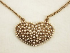 28″ Vintage Gold Tone Pearl Heart Pendant Necklace, Fashion Jewelry JWL-720