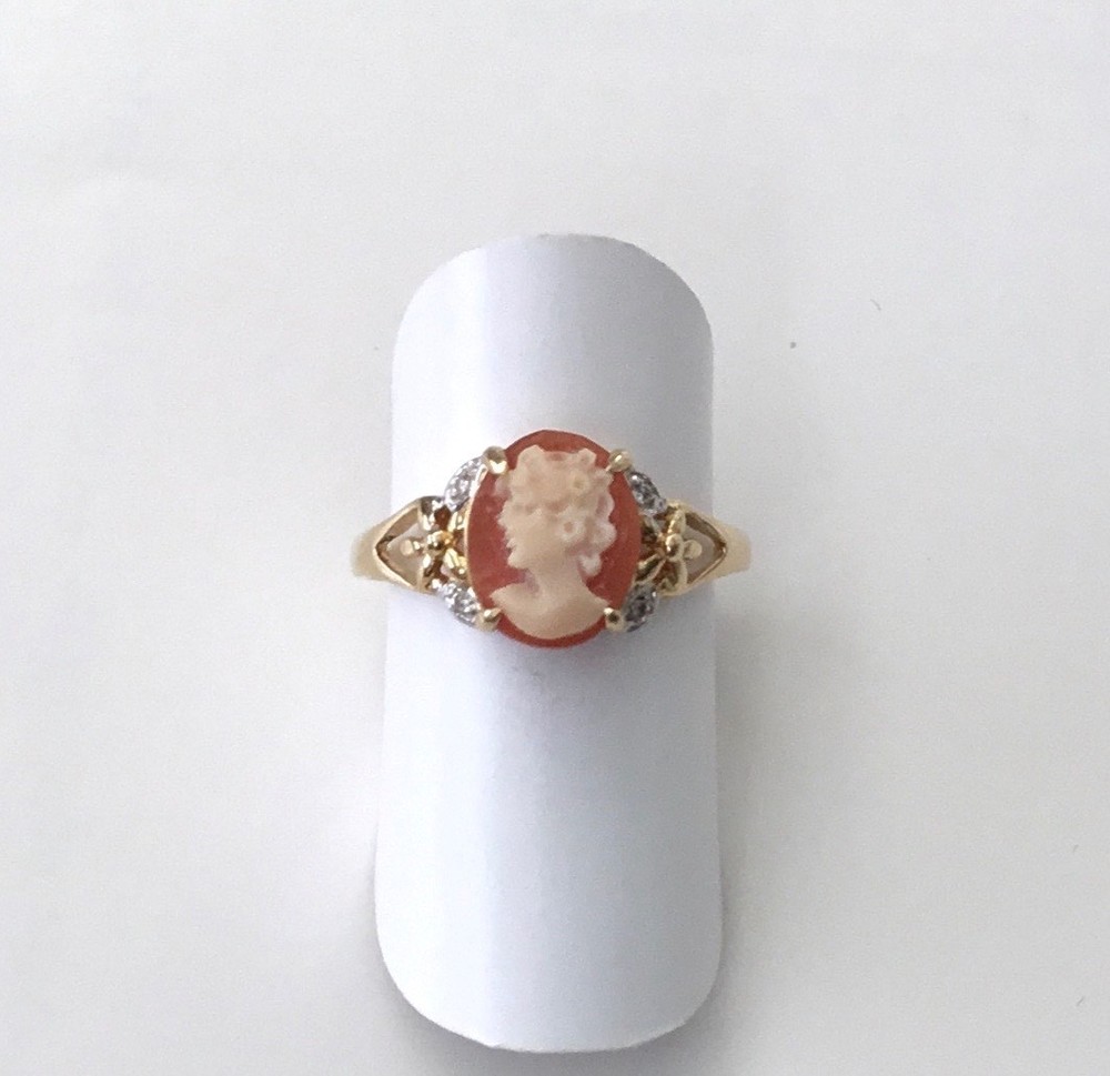 VINTAGE Hand Crafted Cameo W/ Diamonds in 14K Solid Yellow Gold Ring , NEW