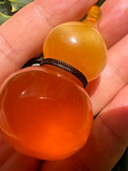 Vintage Natural Half Beeswax Half Amber Hulu Gourd Pendant Estate Collect Gift