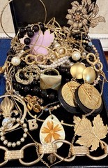 Vintage Estate Costume Jewelry Lot ! MONET, AVON and more!