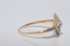 Antique Circa 1920s Art Deco 18k Gold Natural Diamond Navette Design Ring