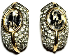 VINTAGE STUNNING GOLD TONE CLEAR CRYSTAL AND GLASS CLIP ON EARRINGS