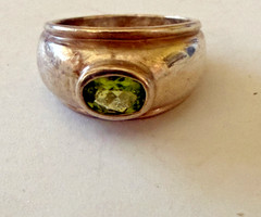 Vintage Signed Sterling Silver & Green Peridot Wide Band Ring Size 8.75