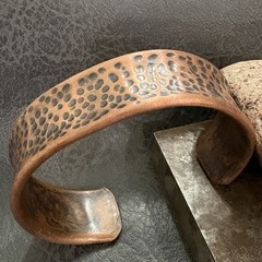 Brutalist Modernist Men’s Dimple Hammered Thick Pure Copper Cuff Bracelet Viking