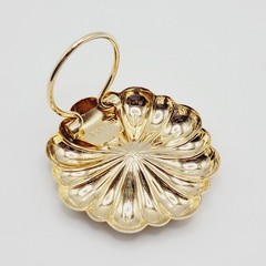 Jeri Lou Gold Tone Floral Like Curved Ridge Gold Tone Vintage Scarf Ring Clip