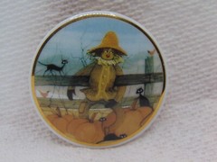 P Buckley Moss Society Pin Brooch Vintage #6810 2008 Fall Friends Scarecrow