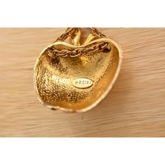 Medici Vintage Apple Pendant Necklace Gold Tone Signed Bin6A