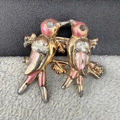 Vintage Brooch Pink Love Birds Gold Tone Enamel Lightweight