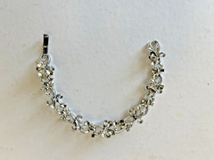 Vintage Trifari Clear Rhinestone & Silver Toned Metal Bracelet, floral leaf, 7″