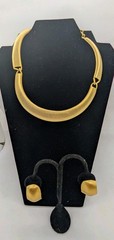 Anne Klein Collar Necklace & Earrings Satin Brushed Gold Tone Chunky Runway Read