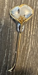 Vintage Calla lily brooch mixed metal gold-tone stem & silver glossy 3 1/4″