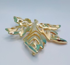 Vintage Maple Leaf Articulated Leaves Shiny Gold Tone Large Brooch Pin