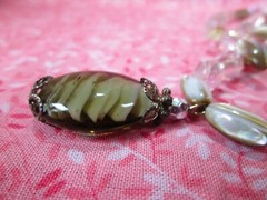 Glass Shell & Acrylic Bead Pendant Necklace 23″ / Neutral Tones & Clear / F