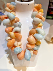 Vtg 80s Chunky Sea Shell Necklace Pastel Blue Peach Coastal Grandma Miami Vice