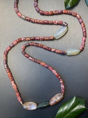 Vintage Necklace Agate Estate Jewelry Pre-Owned Hippie Beaded Boho Red Brown