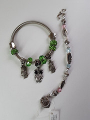 Vintage Women’s Jewelry Lot 31 Pieces Necklace Bracelet More AS PICTURED