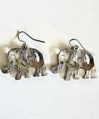 Vintage Elephant Dangle Earrings Silver Tone Multicolor Beaded Boho Hippy Global