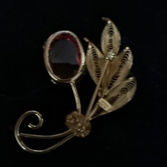Sorrento Leaf Gold Gem Brooch Pin 1/20 12KGF 2 inch Signed Vintage Jewelry