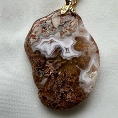 Vintage Polished Moss Agate Stone Pendant Necklace Gold Tone Beaded Chain Boho
