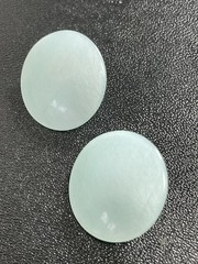 Vintage 1.1” Round Blue Lucite Clip Earrings