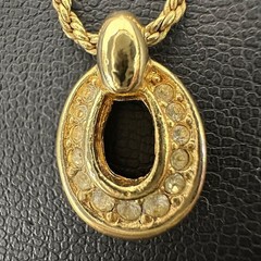 Christian Dior Oval Rhinestone Gold Necklace 39-44cm Vintage