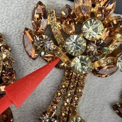 Vintage Juliana Rhinestone Brooch Clip On Earrings Set Gold Tone Brown READ