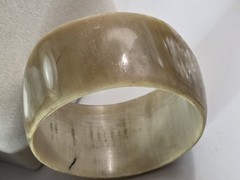 Vintage Buffalo Horn Beige 1 1/2″ Cuff Bracelet 7.5″