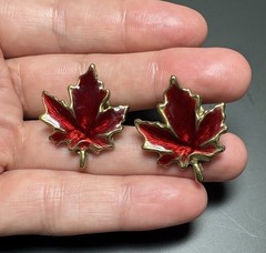 Vintage BALLOU Signed Red Enamel Canadian Maple Leaf Lapel Pin Gold Tone