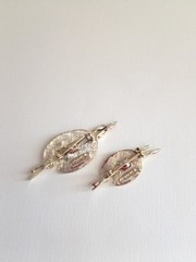 2- GERRY’S Artists Palette Signed Gold Tone Paint Brush Brooch Pins