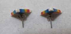 Vtg White Blue Green Yellow Red Striped Lucite TRIANGLE Stud Earrings 3/4″
