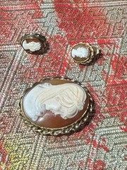 Vintage 12K Gold Filled Shell Cameo Brooch And Earrings Set Matching Mid Century