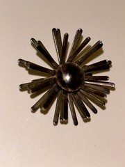 Vintage Mid-Century Atomic Starburst Brooch Pin Costume Jewelry Nice Condition