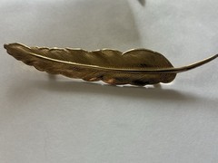 Vintage Gold Feather Brooch