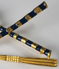 VTG 1976 MMA Metropolitan Museum of Art Egyptian Revival Crook & Flail Brooch