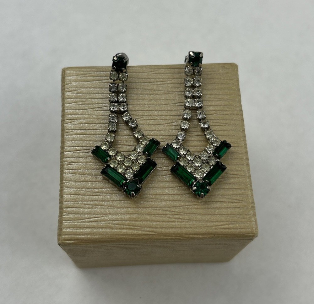 Art Deco Style Rhinestone – Clear And Emerald – Drop Earrings 1.75” Very Pretty